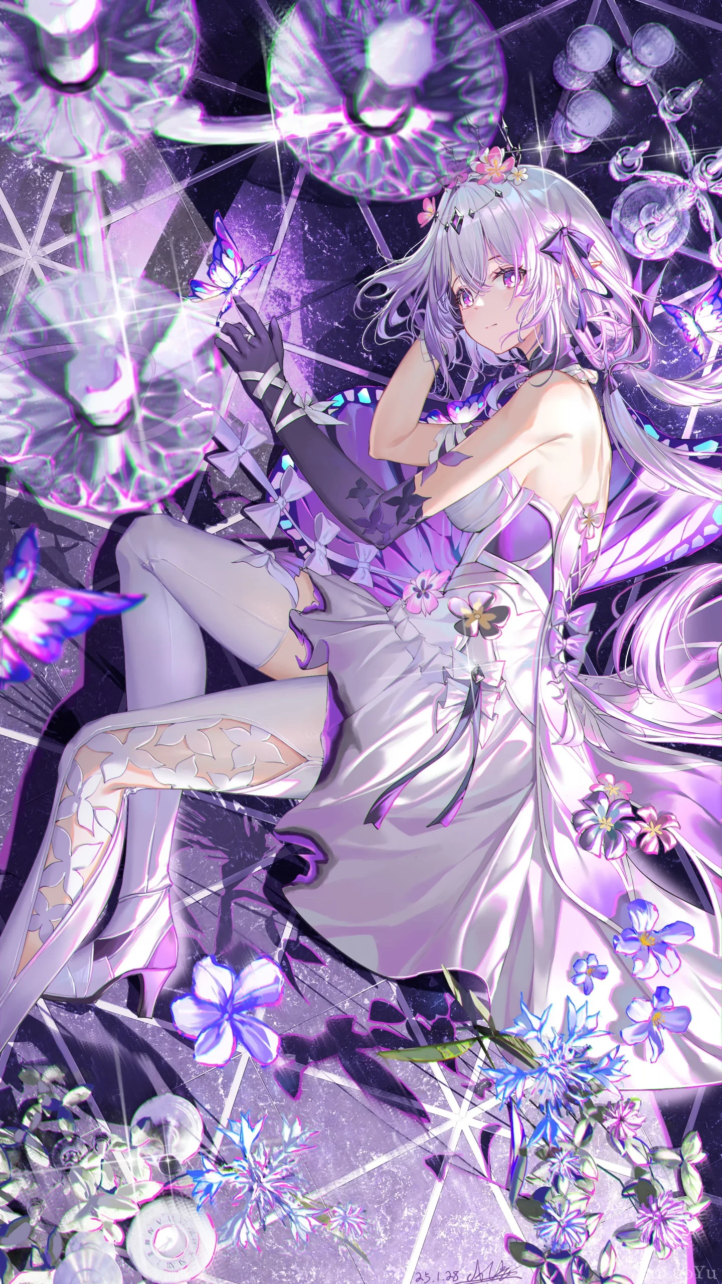 紫调幻境内蝶花相伴的清冷银发少女
